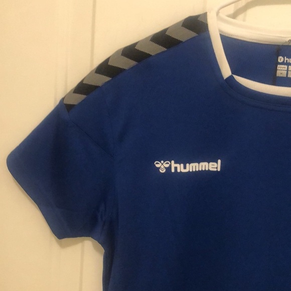 Hummel NEW Womens Workout Cycling Soccer Short Sleeve Shirt Size SMALL - Picture 4 of 7